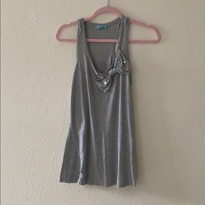 Gray tank top